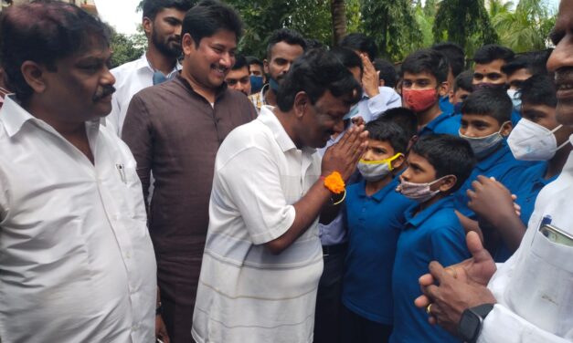 ಕುರ್ಚಿಗಾಗಿ ಸಿದ್ದರಾಮಯ್ಯ ಕಾಂಗ್ರೆಸ್ ಗೆ ಬಂದವರು : ಕೇಂದ್ರ ಸಚಿವ ನಾರಾಯಣಸ್ವಾಮಿ