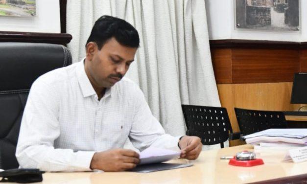 ಬೆಳಗಾವಿ : ನೂತನ ಜಿಲ್ಲಾಧಿಕಾರಿ ಆರ್.ವೆಂಕಟೇಶಕುಮಾರ್ ಅಧಿಕಾರ ಸ್ವೀಕಾರ