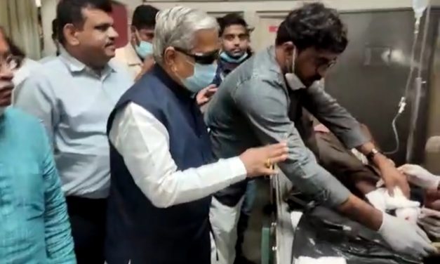 ಸಚಿವ ಗೋವಿಂದ ಕಾರಜೋಳ ಕಾರು ಅಪಘಾತ