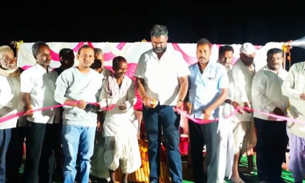 ಟಗರಿನ ಕಾಳಗ ಸ್ಫರ್ಧೆಗೆ ವಿಶ್ವಾಸ್ ವೈದ್ಯ ಚಾಲನೆ