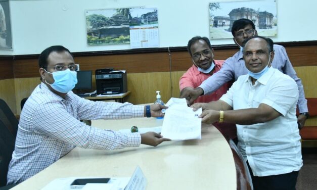 ಪಕ್ಷೇತರರಾಗಿ ನಾಮಪತ್ರ ಸಲ್ಲಿಸಿದ ಎನ್. ಬಿ. ಬನ್ನೂರ