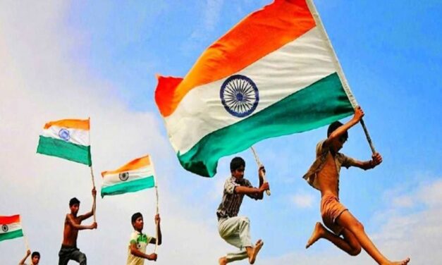 ಹರ್ ಘರ್ ತಿರಂಗಾ ಅಭಿಯಾನ : ಸಾರ್ವಜನಿಕರಿಗೆ 25 ರೂ. ನಲ್ಲಿ ಧ್ವಜ ವಿತರಣೆ