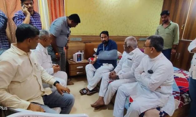 ಲಕ್ಷ್ಮಣ ಸವದಿ ಕಾರು ಅಪಘಾತ : ಓಡೋಡಿ ಬಂದ ಶಾಸಕ ಕುಮಠಳ್ಳಿ