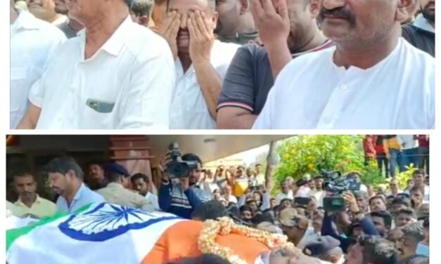 Video – ಸವದತ್ತಿಗೆ ಬಂದ ಆನಂದ ಮಾಮನಿ ಮೃತದೇಹ : ಮುಗಿಲು ಮುಟ್ಟಿದ ಆಕ್ರಂದನ