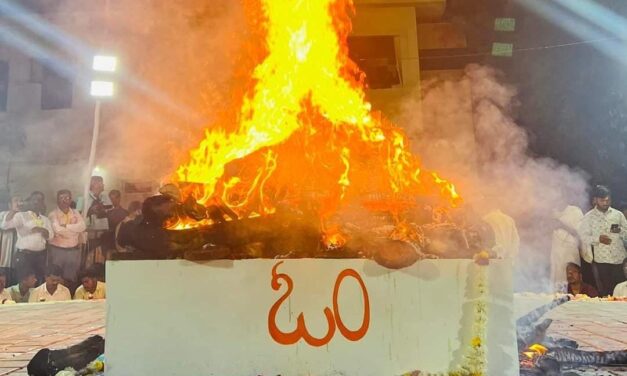 ನಾಳೆ ಸಿದ್ದೇಶ್ವರ ಶ್ರೀಗಳ ಅಸ್ಥಿ ವಿಸರ್ಜನೆ – ಯಾವೆಲ್ಲ ಸ್ಥಳದಲ್ಲಿ ನಡೆಯಲಿದೆ ಈ ಕಾರ್ಯ ?