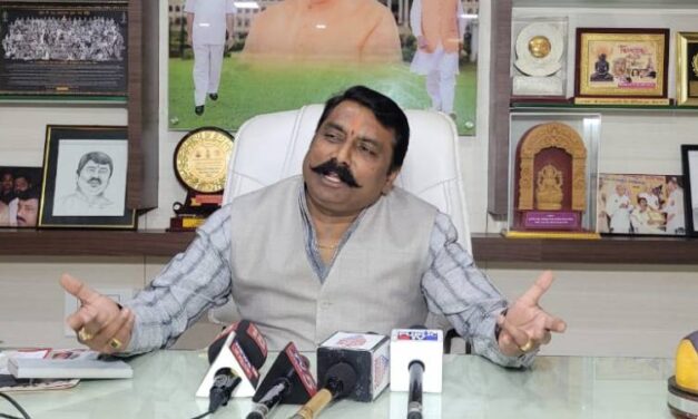 ನನ್ನಿಂದ 50 ಸಾವಿರ ಸಾಲ ಪಡೆದಿದ್ದ ಹೆಬ್ಬಾಳ್ಕರ್ 500 ಕೋಟಿ ಸಂಪಾದಿಸಿದ್ದು ಹೇಗೆ? ಸಂಜಯ್ ಪಾಟೀಲ್ ಆರೋಪ