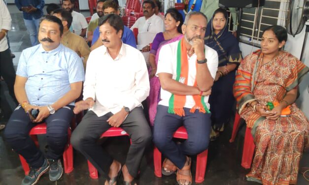 ಬಂಡಾಯ ಶಮನಕ್ಕೆ ಜೋಶಿ ಮಹತ್ವದ ಸಭೆ