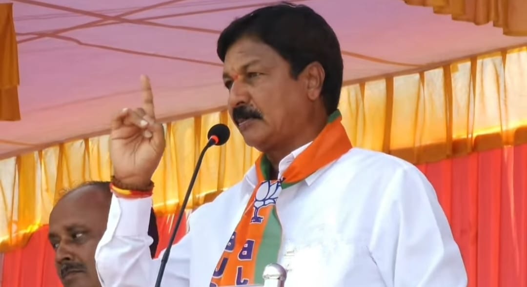 ರಾಜಕೀಯ ಬಿಡುತ್ತೇನೆ ಹೊರತು ಅಥಣಿ ಕ್ಷೇತ್ರದಲ್ಲಿ ಹಸ್ತಕ್ಷೇಪ ಮಾಡಲ್ಲ : ಸಾಹುಕಾರ್ ಸ್ಪಷ್ಟನೆ