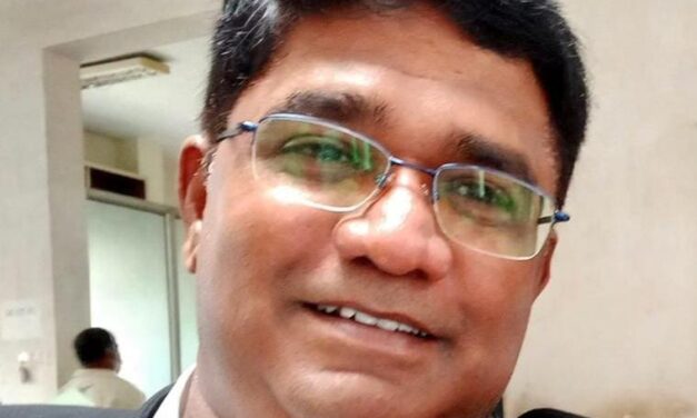 ರೈತನ 99 ಲಕ್ಷ ರೂ ಪರಿಹಾರಧನ ವಂಚನೆ ; ಬೆಳಗಾವಿ ಬಾರ್ ಅಸೋಸಿಯೇಷನ್ ಅಧ್ಯಕ್ಷ ಪ್ರಭು ಯತ್ನಟ್ಟಿ ಸನ್ನದು ಶಾಶ್ವತ ರದ್ದು