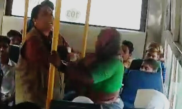 ಬಸ್ಸಿನಲ್ಲಿ ಅಜ್ಜಿ ಕಪಾಳಕ್ಕೆ ಹೊಡೆದ ಮಹಿಳಾ‌ ಕಂಡಕ್ಟರ್ ; ವೀಡಿಯೊ ವೈರಲ್