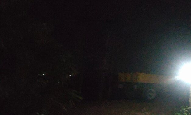 ಅಥಣಿ – ಕೃಷ್ಣಾ ನದಿಯಲ್ಲಿ ಎಗ್ಗಿಲ್ಲದೆ ಸಾಗುತ್ತಿದೆ ಮರಳು ಸಾಗಾಟ ಕಾರ್ಯ ; ಕಣ್ಮುಚ್ಚಿ ಕುಳಿತ ಅಧಿಕಾರಿ ವರ್ಗ