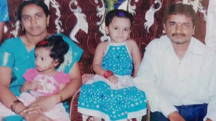 ಒಂದೇ ಕುಟುಂಬದ ನಾಲ್ವರು ಶವವಾಗಿ ಪತ್ತೆ ; ಬೆಚ್ಚಿಬಿದ್ದ ಜನ