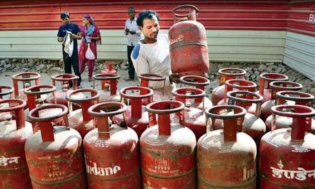 ಮೋದಿ ಸರ್ಕಾರ ಬಂಪರ್ ಕೊಡುಗೆ : ಗ್ಯಾಸ್ ಬೆಲೆ ಕಡಿಮೆ ಮಾಡ್ಯಾರ ನೋಡ್ರಿ..!