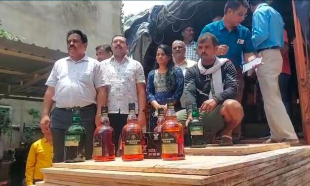 ಪುಷ್ಪ ಚಲನಚಿತ್ರದ ರೀತಿ ಸಾರಾಯಿ ಸಾಗಾಟ ; ದುಬಾರಿ ಎಣ್ಣೆ ಅಬಕಾರಿ ಇಲಾಖೆ ವಶಕ್ಕೆ