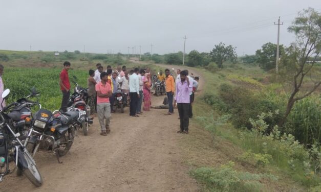 ಅಥಣಿ‌ : ಕಲ್ಲಿನಿಂದ ಜಜ್ಜಿ ಯುವಕನ ಭೀಕರ ಕೊಲೆ