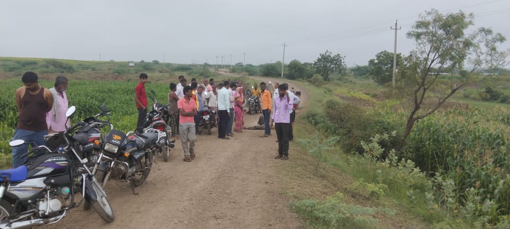 ಅಥಣಿ‌ : ಕಲ್ಲಿನಿಂದ ಜಜ್ಜಿ ಯುವಕನ ಭೀಕರ ಕೊಲೆ