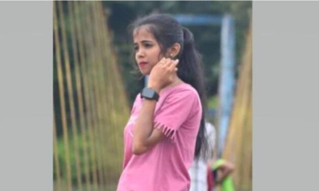 ಬುದ್ದಿ ಹೇಳಿದ್ದಕ್ಕೆ ಮನನೊಂದು ಯುವತಿ ಆತ್ಮಹತ್ಯೆ