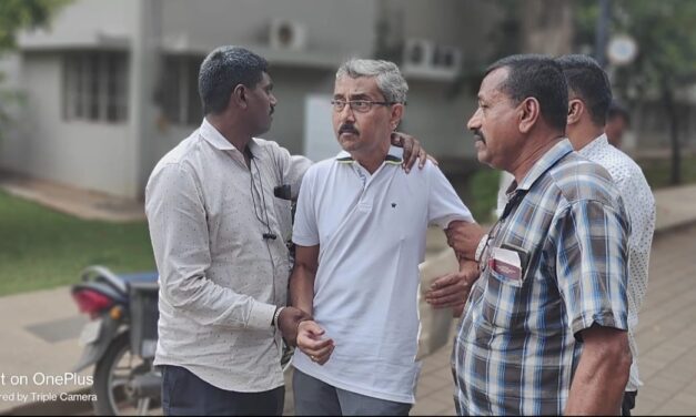 ಲಂಚ ಪಡೆಯುತ್ತಿದ್ದಾಗ ಪೊಲೀಸ್ ಬೆಲೆಗೆ ಬಿದ್ದ ಐಟಿ ಅಧಿಕಾರಿ ; ಸಿನಿಮೀಯ ರೀತಿಯಲ್ಲಿ ಚೇಸ್