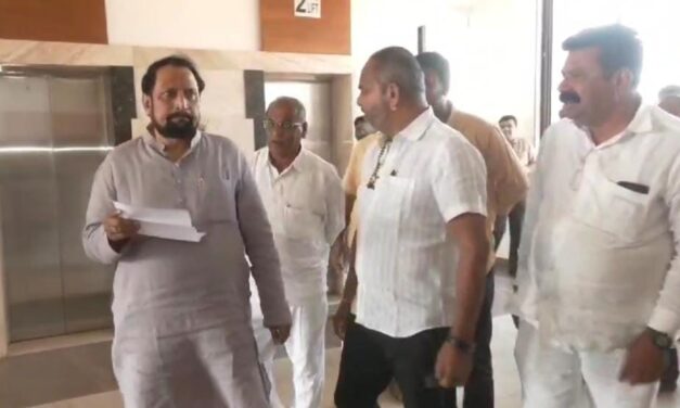 ಸವದಿ ಬಿಜೆಪಿ ಸೇರ್ಪಡೆ ಕುರಿತು ರಮೇಶ್ ಕತ್ತಿ ಸ್ಟೋಟಕ ಹೇಳಿಕೆ…! ಸಾಹುಕಾರ್ ನಡೆ ಕಮಲದತ್ತ…?