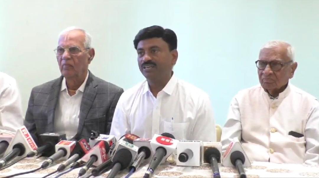 ಶಂಕರಗೌಡ ಪಾಟೀಲರಿಗೆ ಲೋಕಸಭಾ ಟಿಕೆಟ್ ನೀಡುವಂತೆ ಆಗ್ರಹ