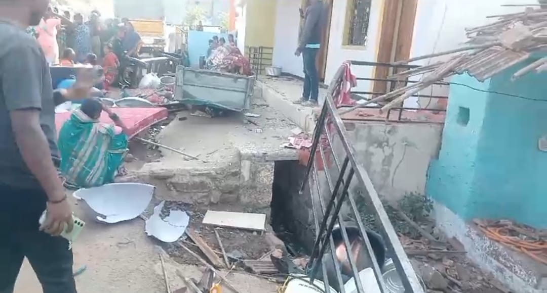 2 ಮಕ್ಕಳ ಬಿಟ್ಟು ಯುವಕನ ಜೊತೆ ಆಂಟಿ ಎಸ್ಕೇಪ್ ; ಪತಿರಾಯ ಮಾಡಿದ್ದೇನು….?