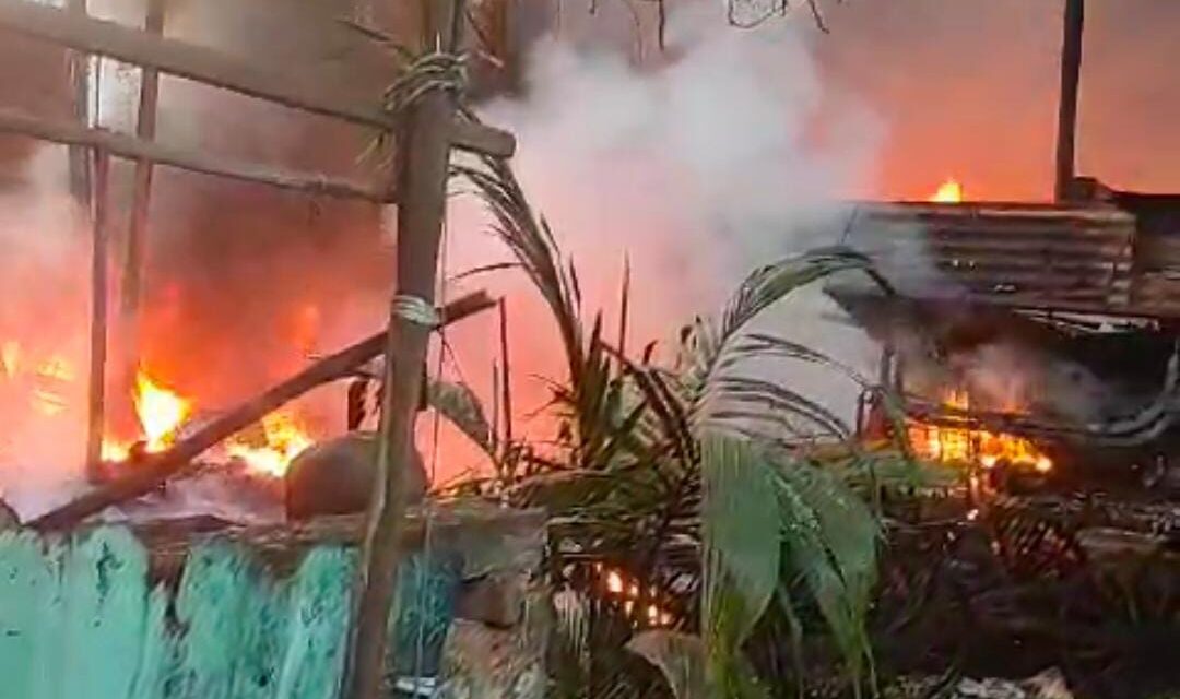 Belagavi – ಬೆಳ್ಳಂ ಬೆಳಿಗ್ಗೆ ಅಗ್ನಿ ಅವಘಡ, ಗುಜರಿ ಅಂಗಡಿಗೆ ಬೆಂಕಿ