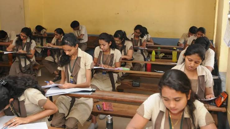 BREAKING – SSLC & PUC ಪರೀಕ್ಷಾ ವೇಳಾಪಟ್ಟಿ ಪ್ರಕಟ