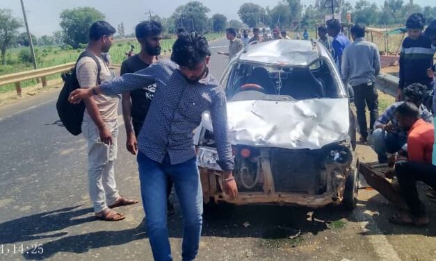 ಭೀಕರ ರಸ್ತೆ ಅಪಘಾತ ; ಮೂವರಿಗೆ ಗಂಭೀರ ಗಾಯ