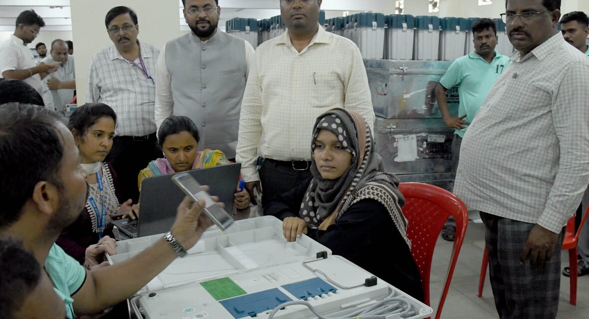 ಮತಕ್ಷೇತ್ರಗಳ ಸ್ಟ್ರಾಂಗ್ ರೂಂ ಗಳಿಗೆ ಇವಿಎಂ ರವಾನೆ