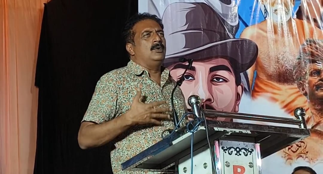 ಬೆಳಗಾವಿ : ಪ್ರಧಾನಿ ನರೇಂದ್ರ ಮೋದಿ ವಿರುದ್ಧ ವಿಷಕಾರಿದ ನಟ ಪ್ರಕಾಶ್ ರಾಜ್