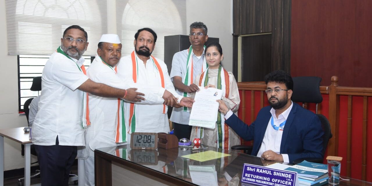 ಪ್ರಿಯಾಂಕಾ ಜಾರಕಿಹೊಳಿ ನಾಮಪತ್ರ ಸಲ್ಲಿಕೆ ; ಸರಳತೆ ಮೆರೆದ ಸಾಹುಕಾರ್