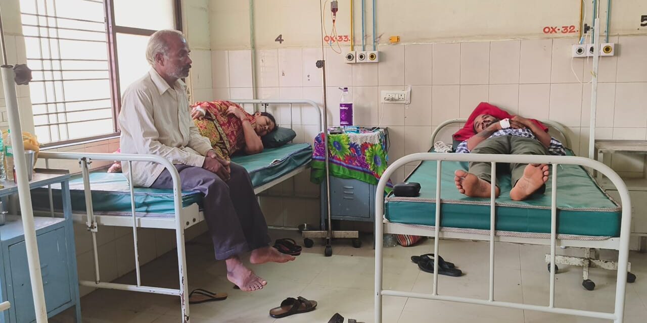 ಅಥಣಿ : ಮಹಿಳೆ ಮೇಲೆ ಹಲ್ಲೆಯಾದರು ಪ್ರಕರಣ ದಾಖಲಿಸಲು ಹಿಂದೇಟು ; ಪೊಲೀಸ್ ಅಧಿಕಾರಿ ಒತ್ತಡ ಆರೋಪ…?