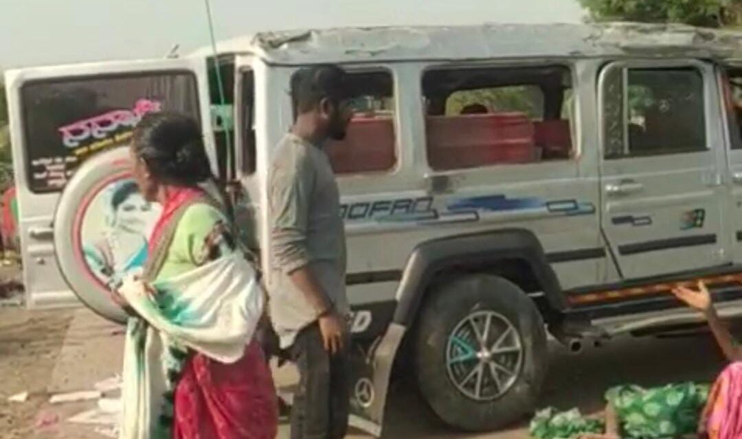 ಭೀಕರ ರಸ್ತೆ ಅಪಘಾತ ; ಅಥಣಿ ಮೂಲದ ಮೂವರು ಮಹಿಳೆಯರ ಸಾವು