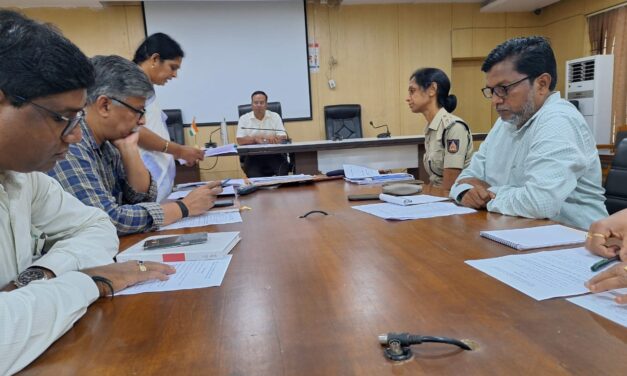 ಹೊರಗುತ್ತಿಗೆ ನೌಕರರ ಸಂಬಳ ಕಡಿತ ; ಗುತ್ತಿಗೆದಾರರ ವಿರುದ್ಧ ಕ್ರಮಕ್ಕೆ ಡಿಸಿ ಸೂಚನೆ