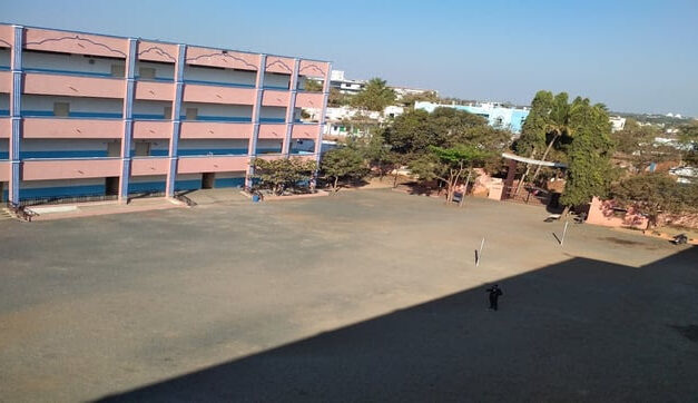 ಜೈ ಶ್ರೀರಾಮ್ ಹಾಡು ಹಾಕಿದ್ದಕ್ಕೆ ಮುಸ್ಲಿಂ ಯುವಕರಿಂದ ಗಲಾಟೆ ; ಪರಿಸ್ಥಿತಿ ಉದ್ವಿಗ್ನ