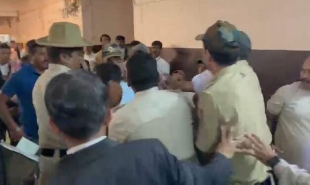 ಬೆಳಗಾವಿ : ಪಾಕ್ ಪರ ಘೋಷಣೆ ಕೂಗಿದ್ದ ಆರೋಪಿಯನ್ನು ಥಳಿಸಿದ ವಕೀಲರು