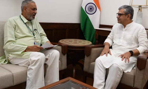 ಫಂಡರಾಪುರಕ್ಕೆ ವಿಶೇಷ ರೈಲ್ವೆ : ಕಾಗೇರಿ ಮನವಿಗೆ ಕೇಂದ್ರ ಸಚಿವರ ಸ್ಪಂದನೆ