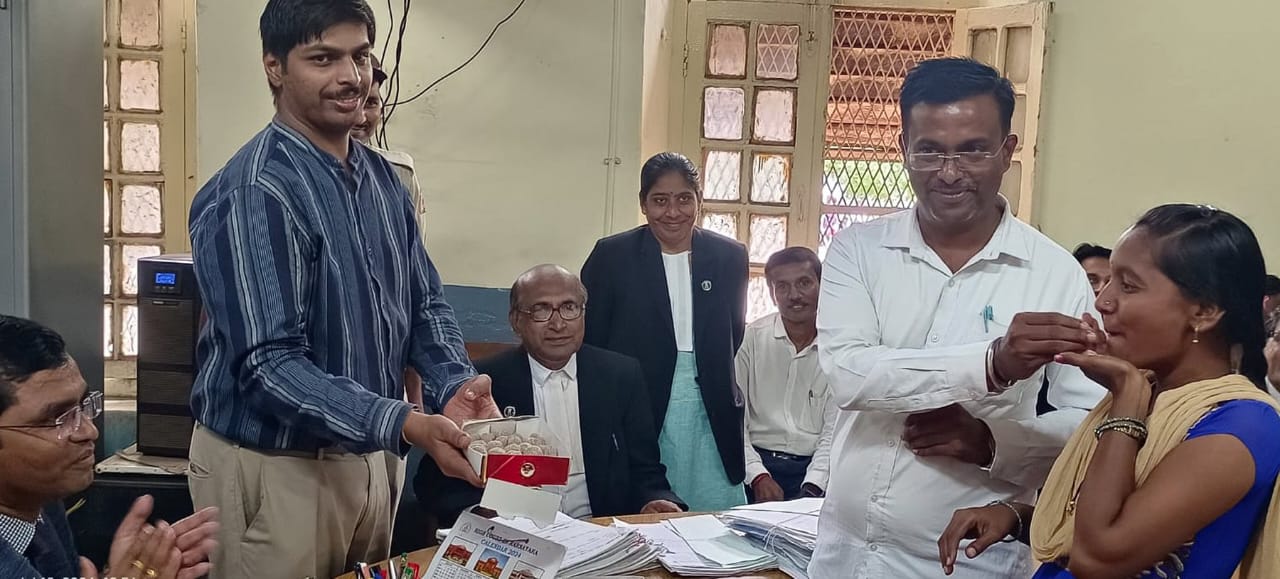 ಪತಿ-ಪತ್ನಿಯನ್ನು ಒಂದಾಗಿಸಿದ ಲೋಕ ಅದಲಾತ್