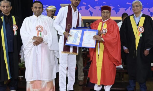 ಕೂಲಿ ಮಾಡುತ್ತಿದ್ದವರ ಮಗನಿಗೆ 7 ಚಿನ್ನದ ಪದಕ ; ತಾಯಿ ಇಲ್ಲದ ಹುಡುಗನಿಗೆ ತಂದೆಯೇ ಜೀವ