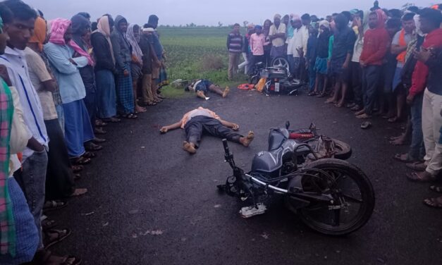 ಭೀಕರ ರಸ್ತೆ ಅಪಘಾತ ; ಇಬ್ಬರು ಸ್ಥಳದಲ್ಲೇ ಸಾವು