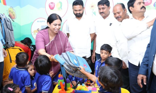 ದೇಶದಲ್ಲೇ ಮೊದಲಬಾರಿಗೆ ಸರ್ಕಾರಿ ಮಾಂಟೆಸ್ಸರಿ ; ವಿಶೇಷ ಕ್ಷಣಕ್ಕೆ ಸಾಕ್ಷಿಯಾದ ಸಚಿವೆ ಹೆಬ್ಬಾಳಕರ್