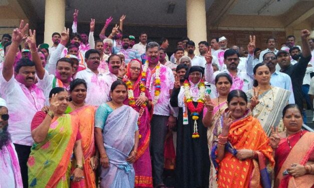 ಕಾಂಗ್ರೆಸ್ ತೆಕ್ಕೆಗೆ ಸವದತ್ತಿ ಪುರಸಭೆ ; ಶಾಸಕ ವೈದ್ಯ ಕೈ ಮೇಲುಗೈ