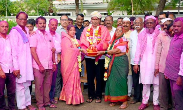 ಮೂಡಲಗಿ ಪುರಸಭೆ ಅಧ್ಯಕ್ಷೆಯಾದ ಮುಸ್ಲಿಂ ಮಹಿಳೆ ; ಬಿಜೆಪಿ ಮುಸ್ಲಿಂ ವಿರೋಧಿಯಲ್ಲ ಎಂದ ಸಾಹುಕಾರ