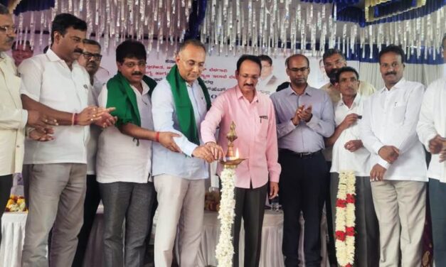 ಶಾಸಕ ಕೌಜಲಗಿಗೆ ಕ್ಷೇತ್ರಕ್ಕೆ ಅನುದಾನ ತರುವ ನೈಪುಣ್ಯತೆ ಇದೆ : ಸಚಿವ ಗುಂಡೂರಾವ