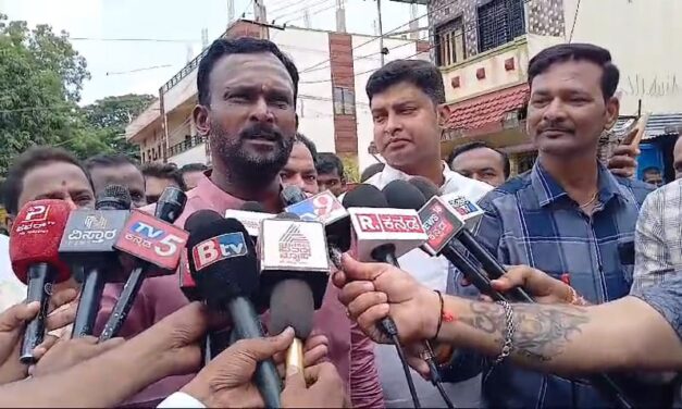 Video : ಟಿಪ್ಪು ಸುಲ್ತಾನ್ ಗೆ ಸೂ* ** ಅಂತಾರೆ ಎಷ್ಟು ಸರಿ…? ಕಾಶಪ್ಪನವರ್ ಆಕ್ರೋಶ