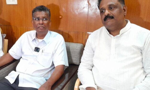 ಗಜಾನನ ಮಂಗಸೂಳಿಗೆ ರಾಜಕೀಯ ಅವಕಾಶ ; ಅಥಣಿ ಮೂಲ‌ ಕಾಂಗ್ರೆಸ್ಸಿಗರ ಬೆನ್ನಿಗೆ ನಿಂತ ಸಾಹುಕಾರ್