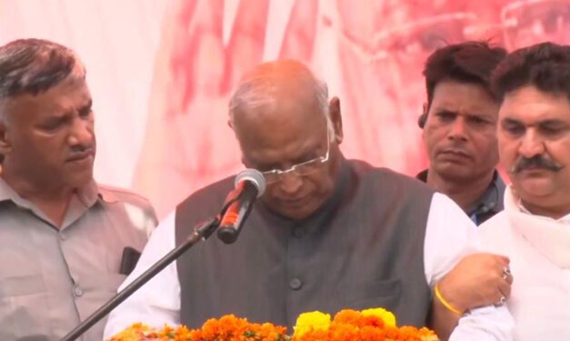 Breaking : ಮಲ್ಲಿಕಾರ್ಜುನ ಖರ್ಗೆ ಆರೋಗ್ಯದಲ್ಲಿ ಏರುಪೇರು ; ಆಸ್ಪತ್ರೆಗೆ ದಾಖಲು