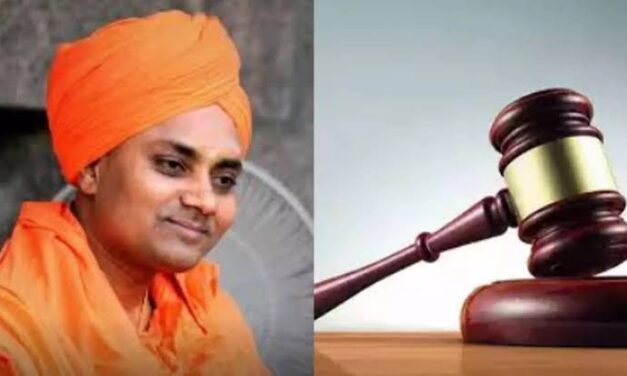 ವಿಚ್ಚೇದನ ಪ್ರಕರಣ : ದಂಪತಿಗಳನ್ನು ಕೊಪ್ಪಳ ಗವಿಸಿದ್ಧೇಶ್ವರ ಶ್ರೀ ಬಳಿ ಕಳುಹಿಸಿದ ಹೈಕೋರ್ಟ್ ನ್ಯಾಯಮೂರ್ತಿ – Video