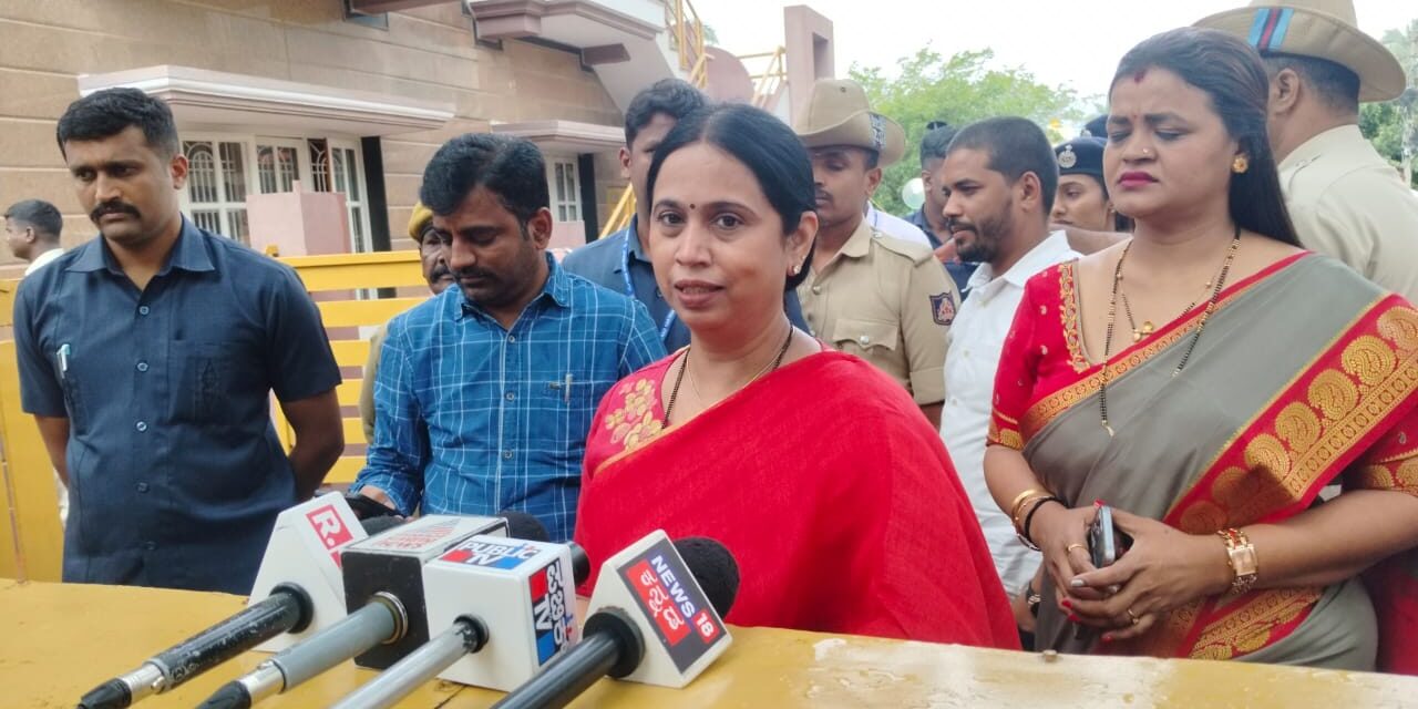 ದಸರಾ ನೋಡುತ್ತಿರುವುದೇ ಖುಷಿ: ಸಚಿವೆ ಲಕ್ಷ್ಮೀ ಹೆಬ್ಬಾಳಕರ್