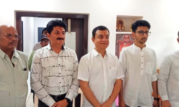 ಸಹೋದರನ ದಶಕಗಳ ವೈದ್ಯಕೀಯ ಸೇವೆ ಕೊಂಡಾಡಿದ ಮಹೇಶ್ ಕುಮಠಳ್ಳಿ